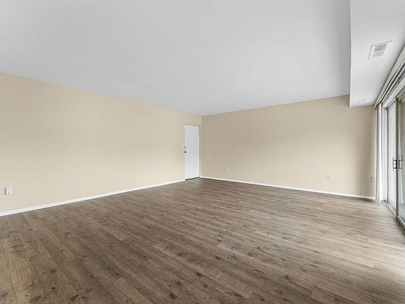4th image of 5500 Karen Elaine Dr APT 911