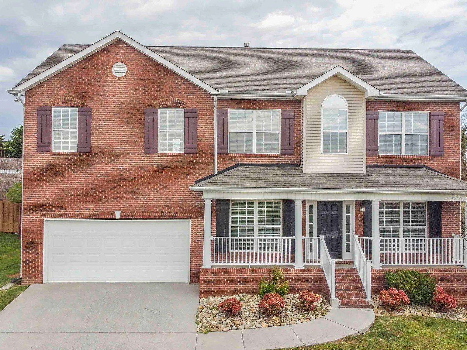 2570 Berringer Station Ln — Photo 1
