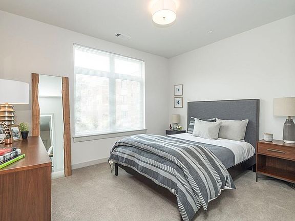 5th image of 99 Tremont St #518
