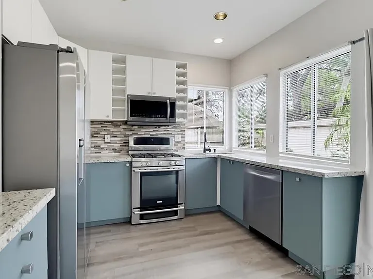 1103 Pacific Grove Loop — Photo 16