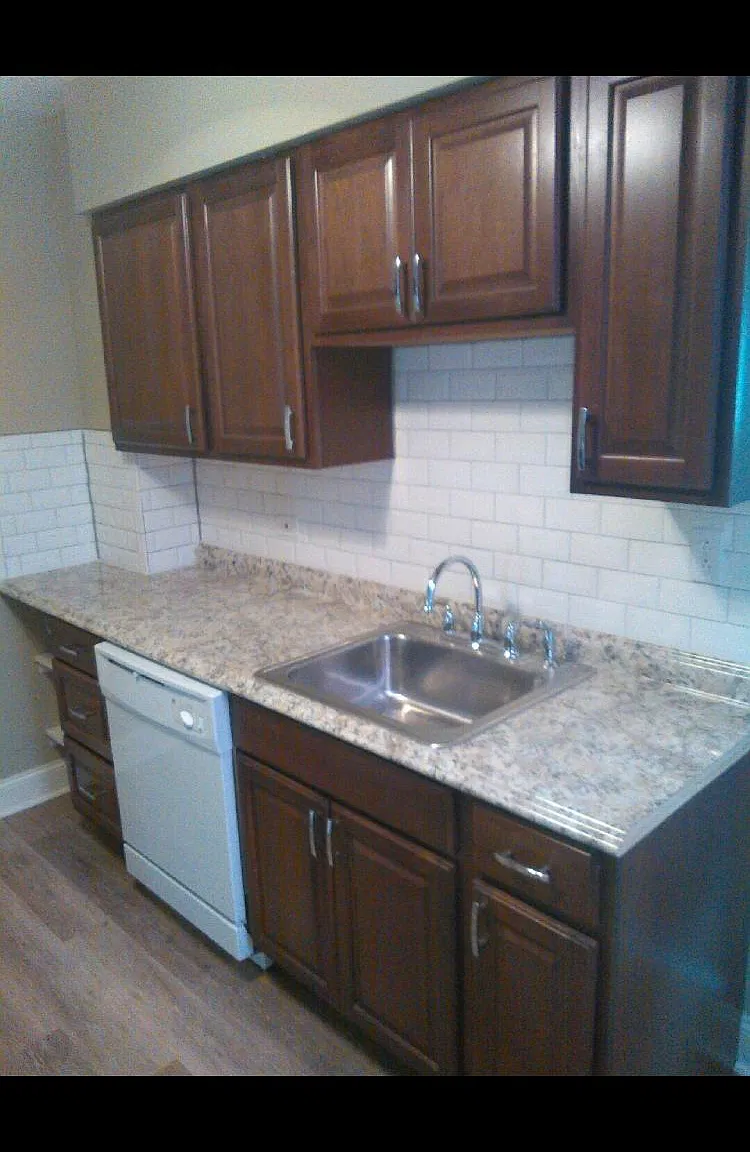4 bed, 1416 sqft, $2,200 — Photo 3