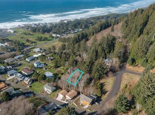 210 Chief Albert Dr, Yachats, OR 97498