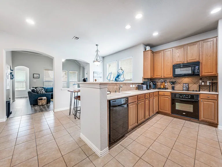 16312 Dry Creek Blvd — Photo 5