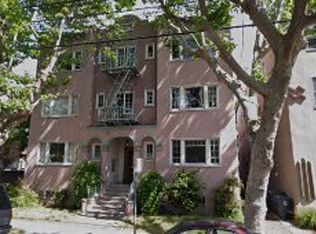 Large Studio unit in this beautiful 1920's Marina style building under new management, Alameda, CA 94501
