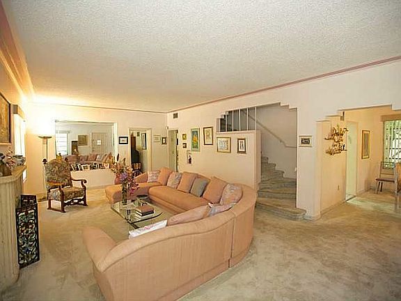 2nd image of 4361 Royal Palm Beach Blvd
