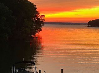 303 Regatta Rd, Columbia, SC 29212