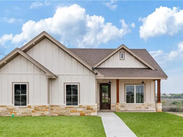 105 Lane, Zapata, TX 78076