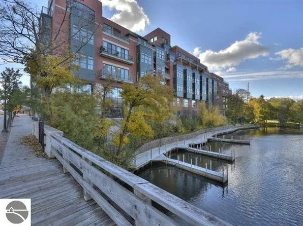 141 Rivers Edge Dr Suite 501, Traverse City, MI 49684