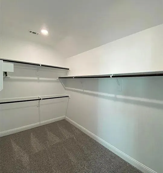 305 Tartane Dr — Photo 6