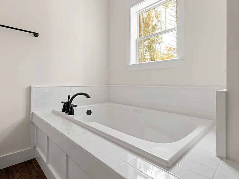 140 Cascade Ridge Rd — Photo 7