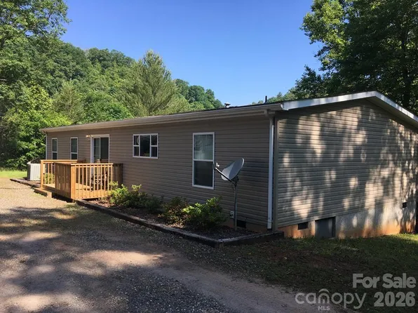 162 Stone Fly Dr, Cullowhee, NC 28723