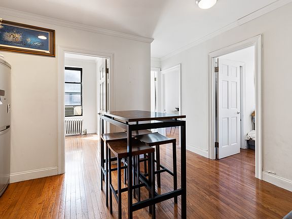 4th image of 61 Delancey St #4