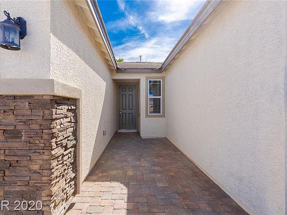 5th image of 923 Jason Alexander Ave
