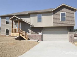 1305 W Hartley St, Ozark, MO 65721