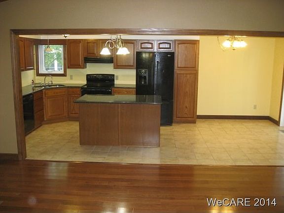 3rd image of 1731 Northbrook Dr