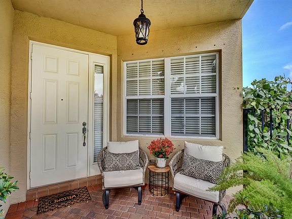 5th image of 10608 Cocobolo Way