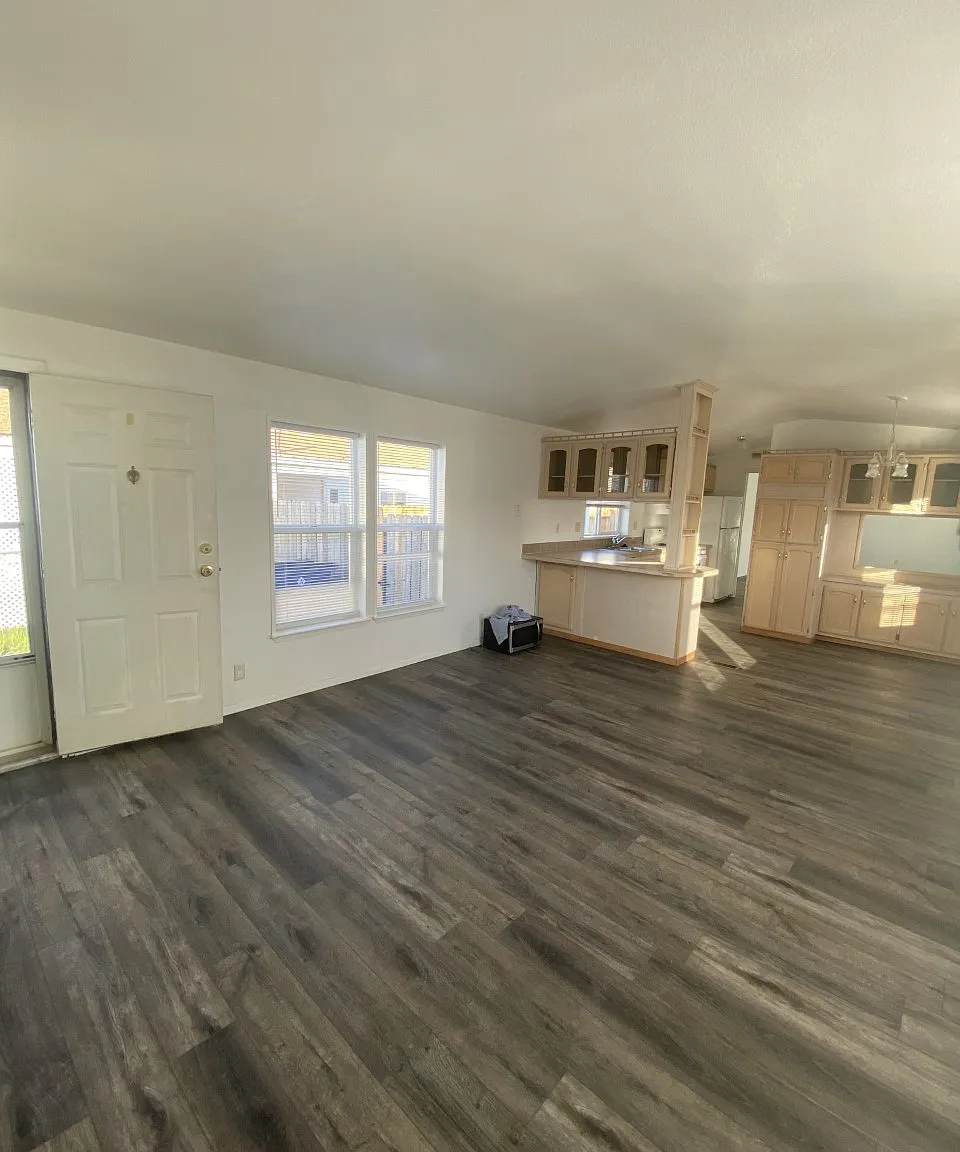 2 bed, 938 sqft, $1,700 — Photo 3