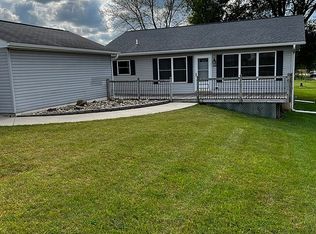 308 Main St S, Hazleton, IA 50641