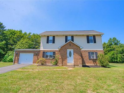 4165 E Texas Rd, Allentown, PA, 18103