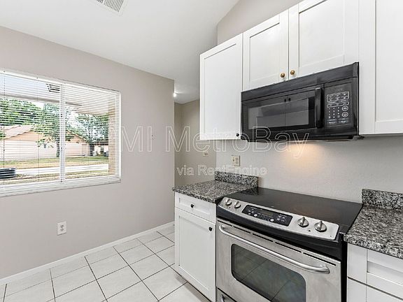 2nd image of 3306 Laurel Dale Dr