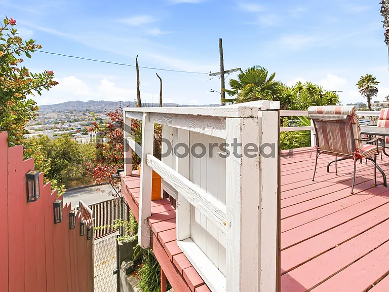 101 Monterey Blvd — Photo 44