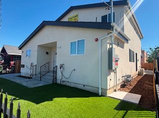 700 W 52nd St, Los Angeles, CA 90037