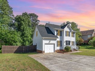 2708 Tryon Pines Dr, Raleigh, NC 27603