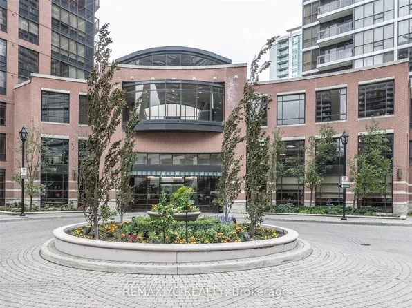 23 Sheppard Ave E, Toronto, ON