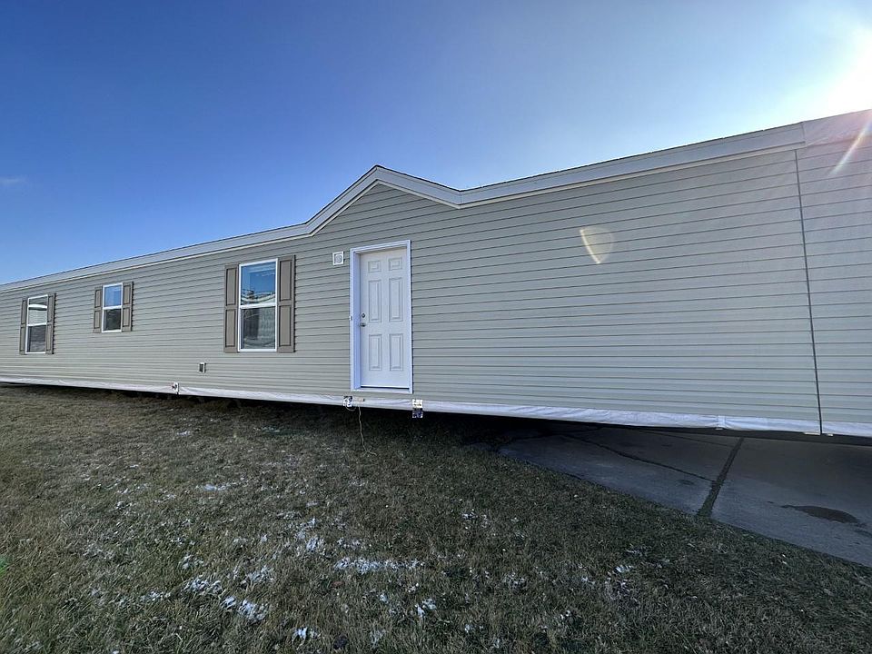 1st image of 7 W Vevay Dr