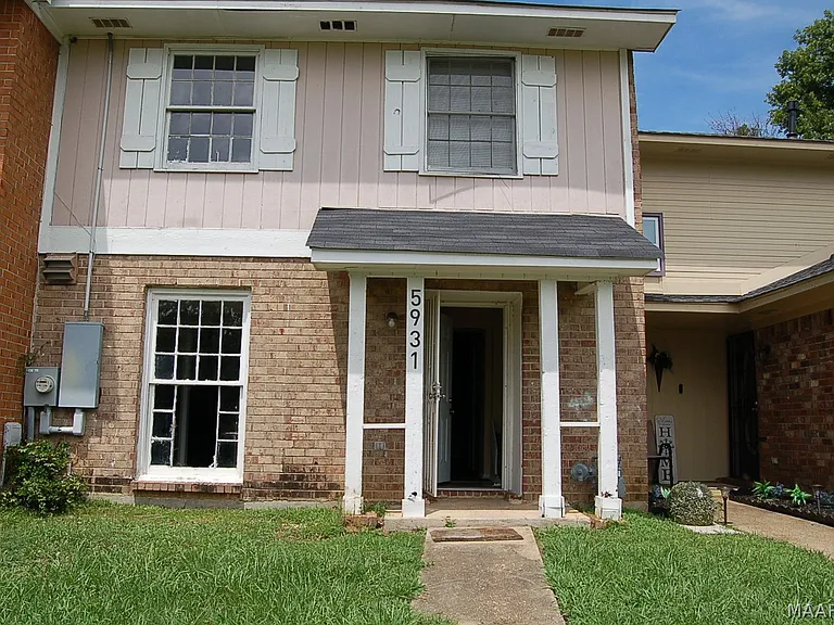 5931 Singleton St — Photo 1