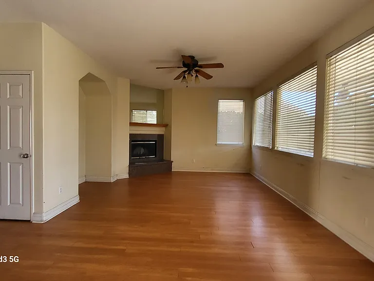 38041 Augusta Dr — Photo 5