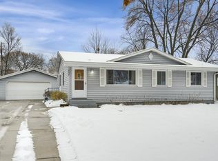 848 Ballantyne Ln NE, Spring Lake Park, MN 55432