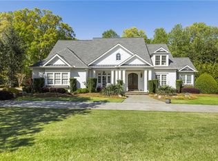 535 Laurel Oaks Ln, Milton, GA 30004