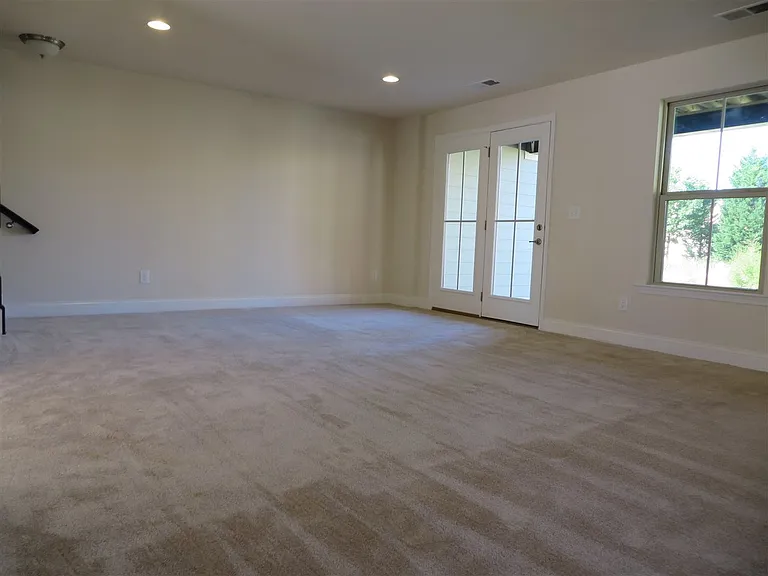 2114 Whitesmith Dr — Photo 5
