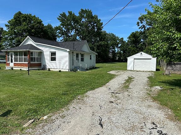 3rd image of 6407 Duroc Ave