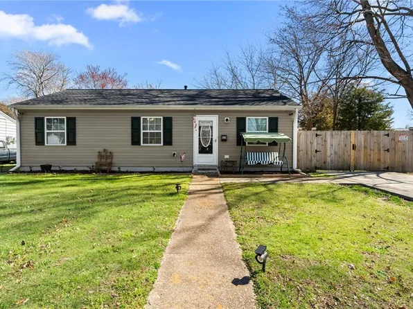 1902 Moger Dr, Hampton, VA 23663