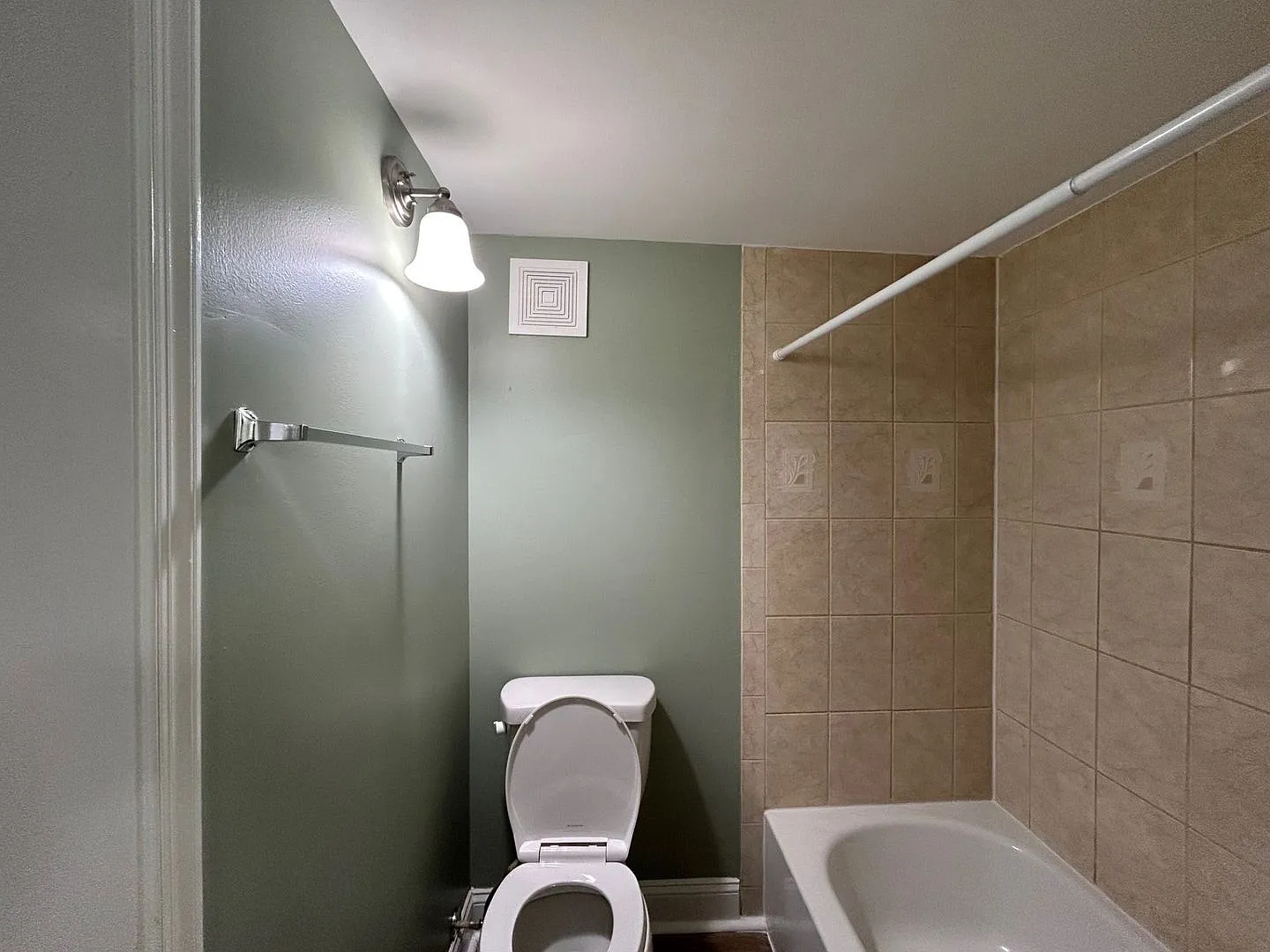 2029 Braddish Ave #A — Photo 2