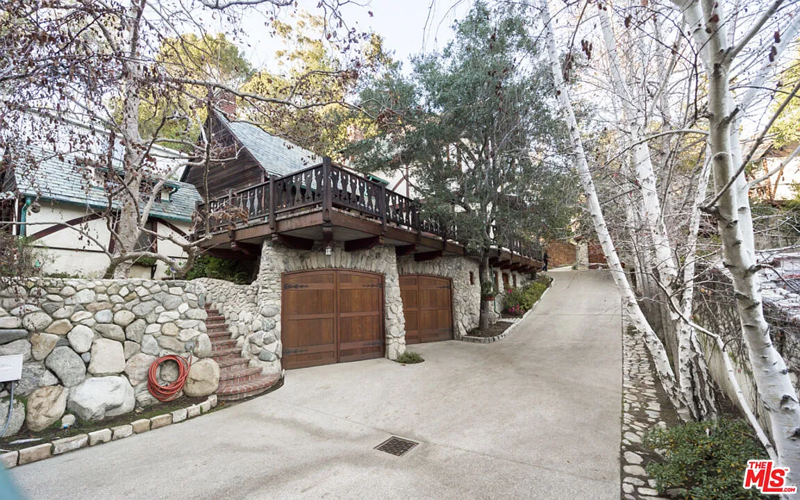 Building Photo - 10439 Seabury Ln