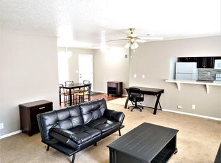 215 NW Forest St APT B, Hillsboro, OR