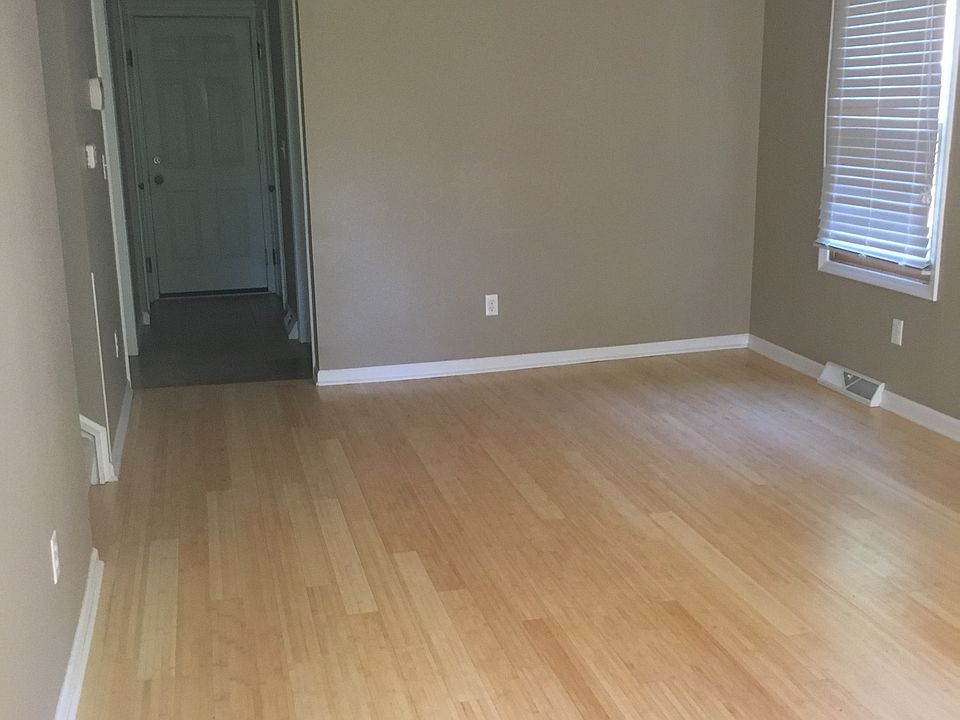 2nd image of 2370 Hamilton Ave