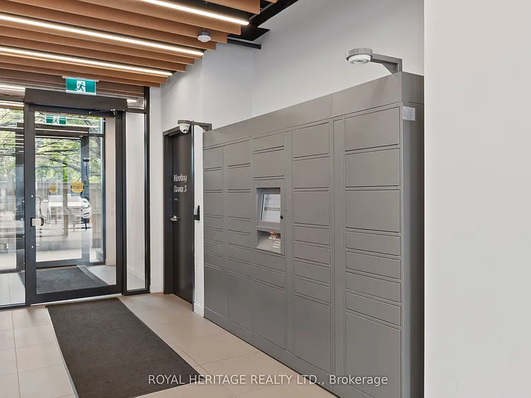 1800 Simcoe St N #307 — Photo 17