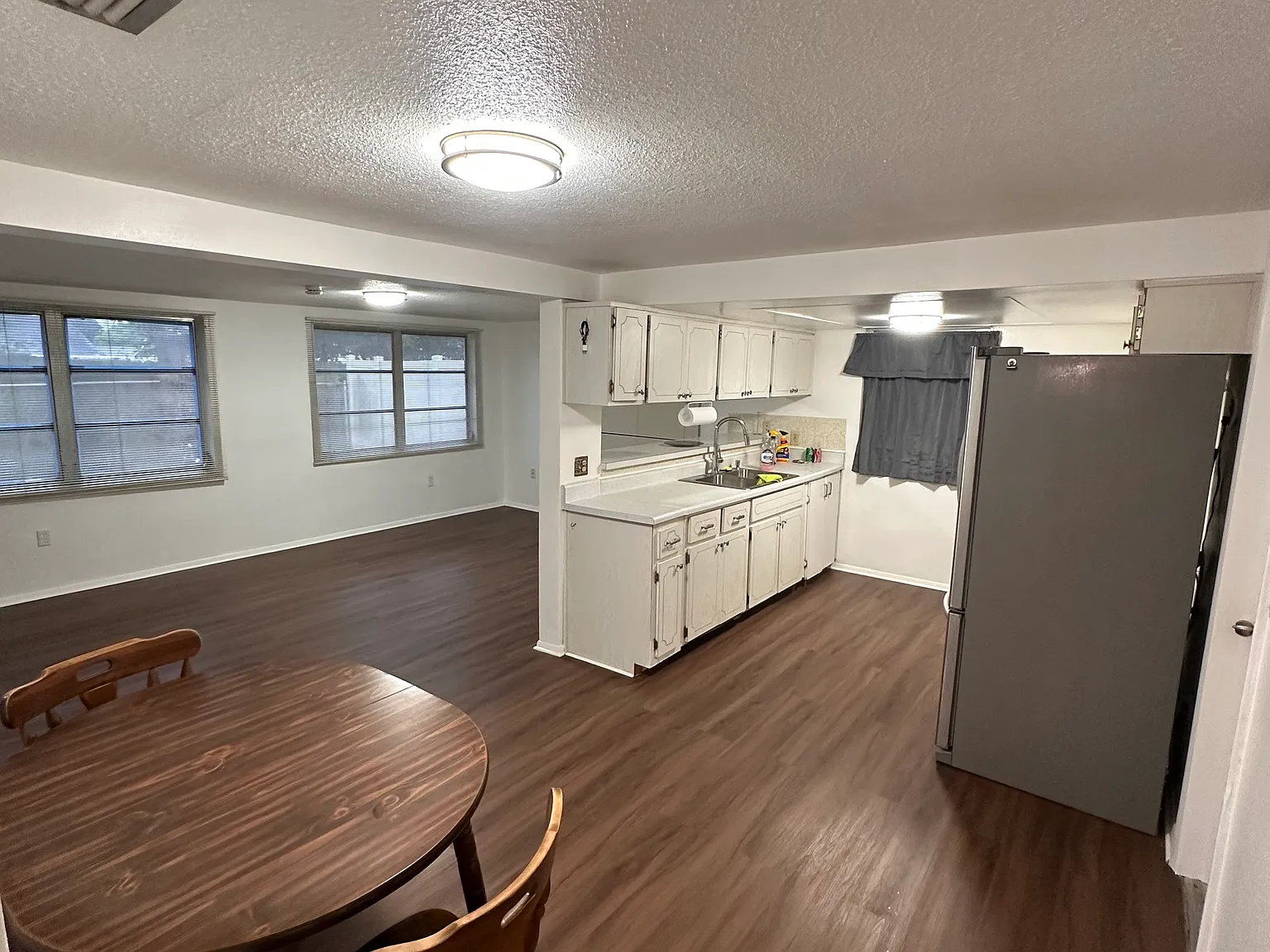 2 bed, 1314 sqft, $1,900 — Photo 3