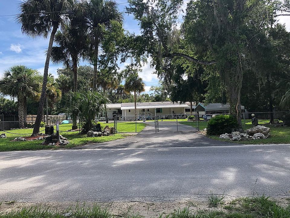 1st image of 5639 S Boulevard Dr