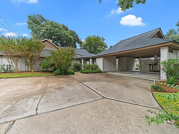 2nd image of 2823 Spyglass Ln