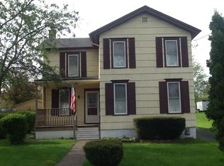 72 Pulaski St, Auburn, NY 13021