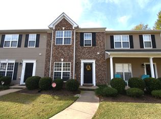 25 Suncrest Ct, Durham, NC 27703