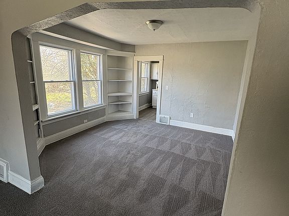 2nd image of 11008 Kinsman Rd