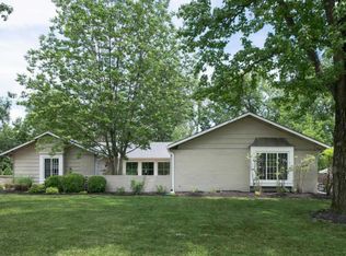 506 Iron Lantern Dr, Ballwin, MO 63011