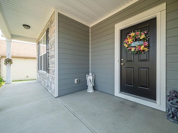 4th image of 2026 Amber Wood Pl