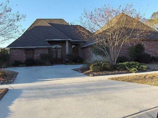 1st image of 2453 Pointe South Dr